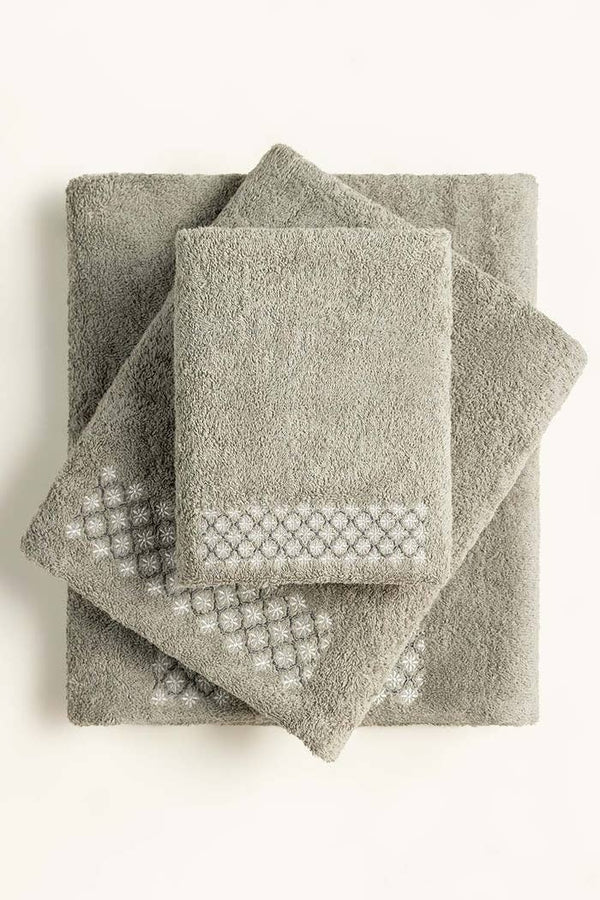 Wind 3-Piece Combed Embroidered Towel Set